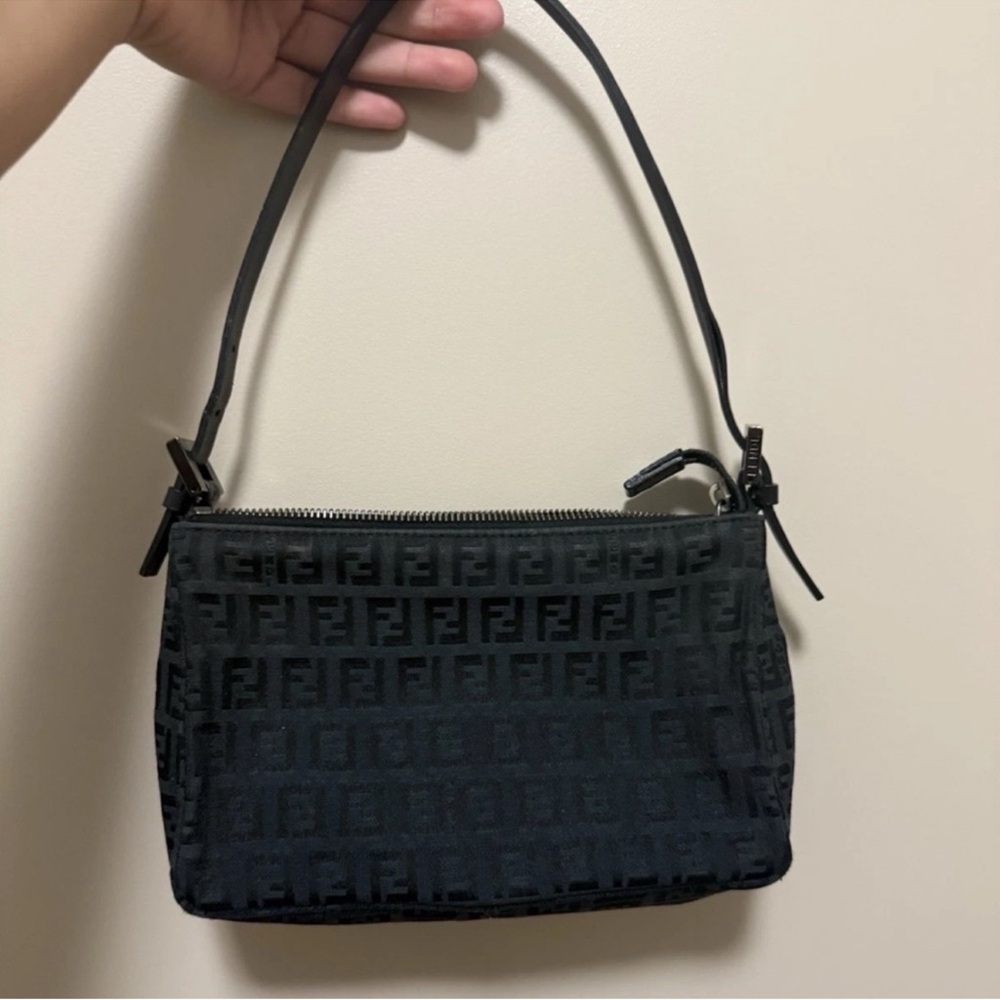 Fendi Black Shoulder Bag Pochette with FF Monogram - Authentic pre-owned